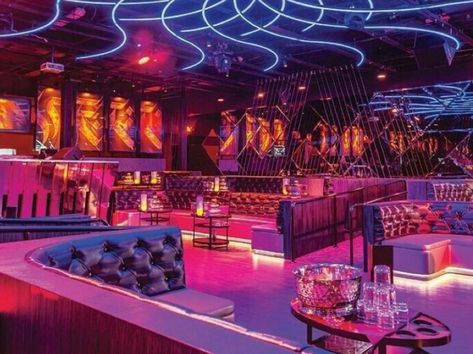 Bar Lounge Design, Miami Nightlife, Miami Club, Miami Night, Lounge Club, Nightclub Bar, Nightclub Design, Party Outfits Night, Bar Interior Design