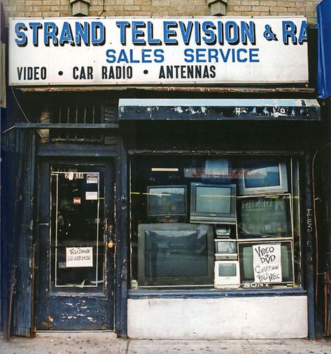 Store Front / The Disappearing Face of New York Shop Facade, Tv Store, Shop Fronts, Shop Front, Urban Sketching, Store Front, Store Signs, Facade Design, City Aesthetic