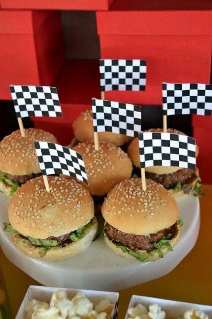 برق بنزين, Ferrari Party, Auto Party, Blaze Birthday, Cheese Burgers, Hotwheels Birthday Party, Disney Cars Party, Hot Wheels Party, Hot Wheels Birthday