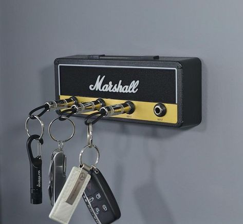 Casa Rock, Wall Mounted Key Holder, Like A Rockstar, Music Room Decor, Key Storage, Music Decor, Key Hanger, Room Makeover Inspiration, Music Studio