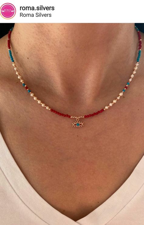 Nackles Design Simple, Red Necklace Beads, Collar Hippie, Red Beaded Necklace, Red Beaded Necklaces, Beaded Jewelry Necklaces, Beading Jewelery, Beaded Necklace Diy, Bead Charms Diy