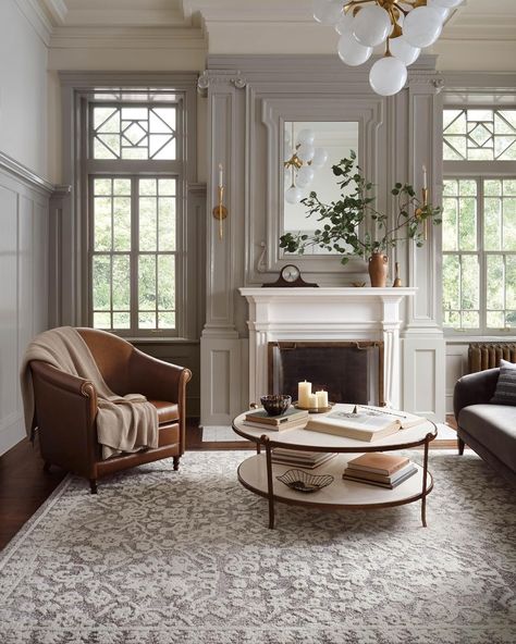 Amazon.com: Loloi Magnolia Home by Joanna Gaines x Gigi Grey/Ivory 2'-7" x 10'-0" Runner Rug : Home & Kitchen Magnolia Homes Joanna Gaines, Magnolia Homes Living Room, Country Living Fair, Classy Decor, Ivory Area Rug, Magnolia Homes, Stunning Wallpapers, Joanna Gaines, Decorating Coffee Tables