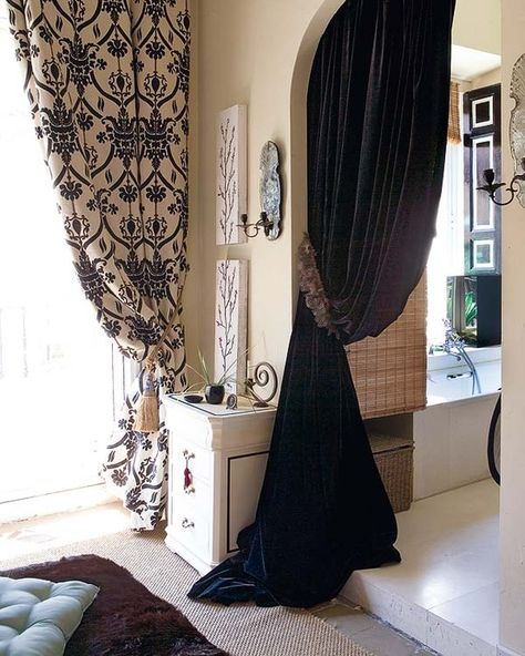 curtains in archway - think this could work between the kitchen and living room? Black White Curtains, Kitchen Open Concept, Temporary Room Dividers, Metal Room Divider, Fabric Room Dividers, Bamboo Room Divider, Sliding Room Dividers, French Curtains, Hanging Room Dividers