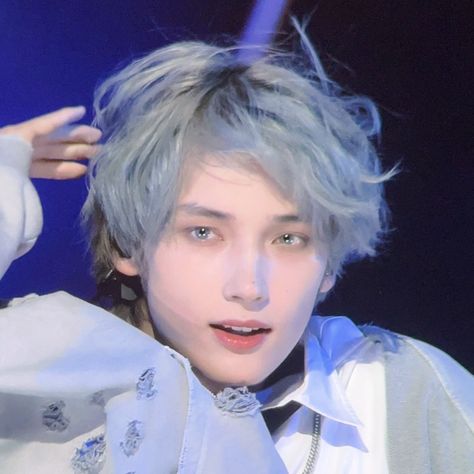 txt huening kai lq icon Moa Collection, Hair Icon, Huening Kai, Blue Springs, Grey Hair, Johnny Depp, My Only Love, Cutie Patootie, Blue Hair