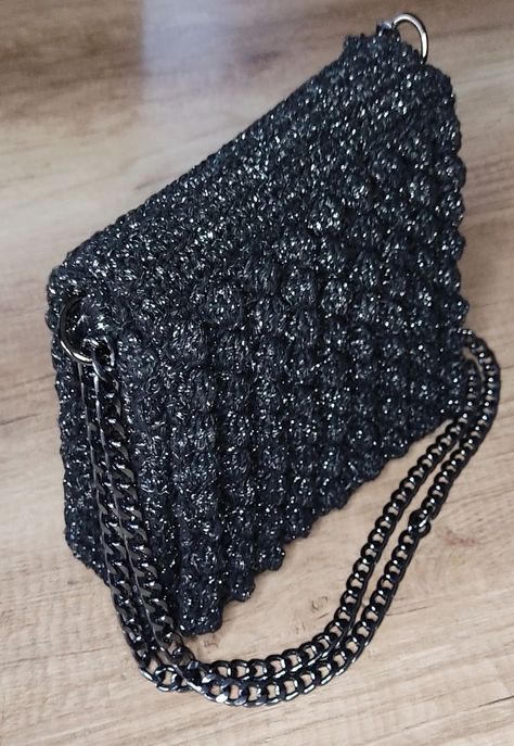 Glitter Yarn Crochet, Glitter Yarn, Crochet Shoulder Bag, Bag Handmade, Handmade Fashion, Crochet Yarn, Crochet Bag, Etsy Seller, Crochet Patterns