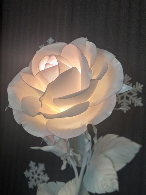 This is a giant decorative floor lamp-WINTER ROSE, great for creating nice atmosphere..SHE IS VERY DELICATE AND DELIGHTFULLY BEAUTIFUL.This giant arrangement leave none of your guests unimpressed- Material- izolon .It is waterproof and moisture-resistant  material and can be put outdoors with no fear.Also petals feel like real ones if touch-very soft and silky. The diameter is 50 cm(19 inch) The height is 1.55-160 m Supplied with 220 current, included light LED bulbs ,up to 8 w power ( ONLY LED Tiffany Vitray, Flower Floor Lamp, Rose Lamp, Night Light Bedroom, Decorative Floor Lamps, White Lotus Flower, Boho Floor, Lamp Floor, Light Bedroom