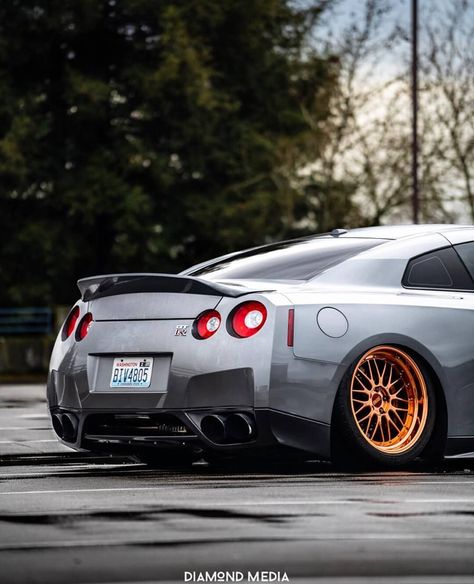 BBS Wheels USA on Instagram: “#Humpday + #WheelWednesday. 😍 @nwturbolife GTR on BBS LM's. #bbs #bbsusa #bbswheels #bbsrims #bbslm #nissan #gtr #r35 📸 @diamond.media_” Nissan Gtr Wallpapers, Gtr 35, Tokyo Drift Cars, R35 Gtr, Nissan Gtr R35, Gtr R35, Best Jdm Cars, Nissan Skyline Gtr, Car Aesthetic