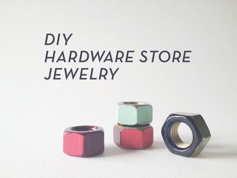 DIY Hardware Store Jewelry. #DIY #jewelry Hardware Jewelry Diy, Hex Nut Jewelry, Cereal Boxes Diy, Upcycling Diy Projects, Washer Crafts, Art Design Inspiration, Washer Jewelry, Diy Tumblr, Upcycling Diy