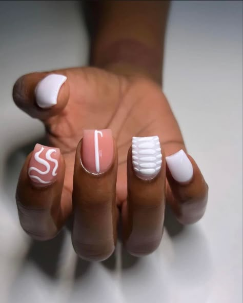 Spring Nail Sets Short, Trending Nail Colors, Nail Colors And Designs, Nails Easter, Funky Fingers, Custom Press On Nails, Ombre Acrylic Nails, Pink Nail Art, Short Square Acrylic Nails