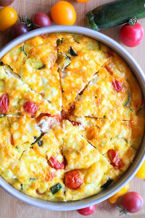 Zucchini Goat Cheese, Goat Cheese Tomato, Tomato Frittata, Goat Cheese Frittata, Zucchini Frittata, Zucchini Recipes Healthy, Whole30 Breakfast, Zucchini Tomato, Cheese And Tomato