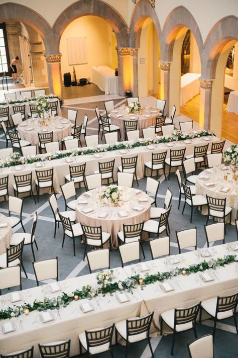 How to Create Your Wedding Reception Seating Chart Wedding Reception Tables Layout, Wedding Table Layouts, Wedding Reception Layout, Reception Layout, White Linens, Wedding Sparklers, Reception Seating, Seating Plan Wedding, Tables And Chairs