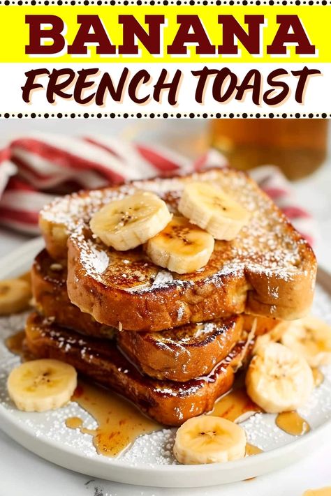 This banana french toast recipe brings a sweet twist to your morning routine! Featuring thick brioche soaked in banana-cinnamon batter, it's drool-worthy. Banana Topping, Grill Dessert, Bananas Foster French Toast, Challah French Toast, Banana French Toast, Best French Toast, Make French Toast, Cinnamon French Toast, Caramelized Bananas