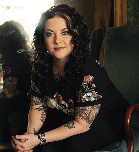 Ashley McBryde Comes Home - AY Magazine Ashley Mcbryde, Country Female Singers, Music Poster Ideas, Red Hair Woman, R&b Music, Female Artist, Her Voice, Local Music, Music Pictures