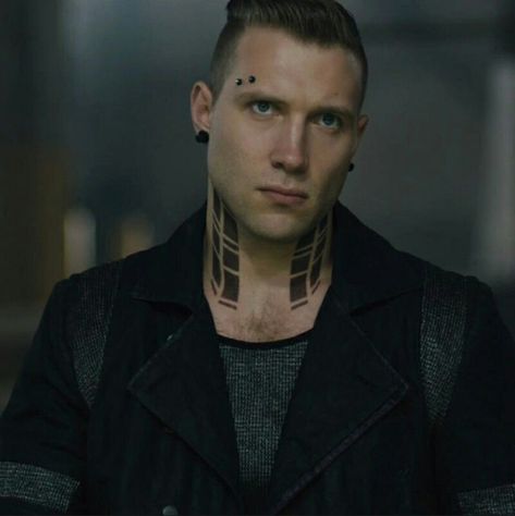 Divergent Eric, Jay Courtney, Eric Divergent, Divergent Characters, Eric Coulter, Jai Courtney, Beatiful People, Story Love, Divergent Series