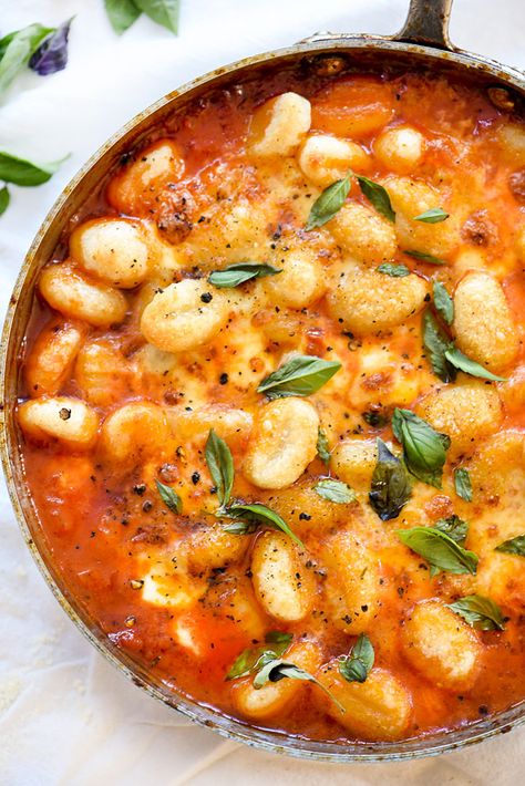 Gnocchi With Pomodoro Sauce | foodiecrush.com #recipes #sauce #mozzarella Pomodoro Sauce, Easy Tomato Sauce, Vegetarian Pasta Recipes, Pasta Fatta In Casa, Foodie Crush, Gnocchi Recipes, Mood Food, Vegetarian Pasta, Fodmap Recipes