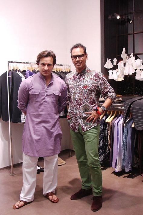 Saif Ali Khan at the Troy Costa Store, Mumbai #troycosta #menswear Saif Ali Khan Kurta, Short Kurta For Men, Indian Groom Dress, Indian Wedding Clothes For Men, Mens Indian Wear, Wedding Kurta For Men, Formal Dresses For Men, Kurta Pajama Men, Indian Groom Wear