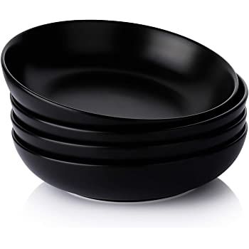 Assiette Design, Take A Meal, Large Salad, Black Bowl, Pasta Bowl Set, Large Salad Bowl, Cute Kitchen, Porcelain Bowl, Pasta Bowls