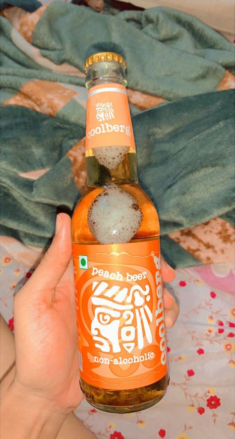 Fruit Beer Snapchat, Beer Snap, Peach Beer, Chocolate Images, Handwriting Template, Bear Drink, Fruit Beer, Beer Photos, Non Alcoholic Beer