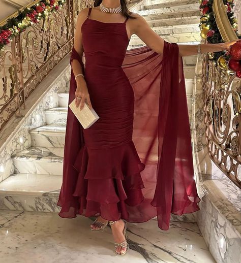 Dark Red Dresses, Prom Dress Inspo, Prom 2024, Prom Dress Ideas, Prom Dresses Sleeveless, Prom Inspo, Elegant Dresses Classy, Ball Gowns Evening, Prom Dress Inspiration