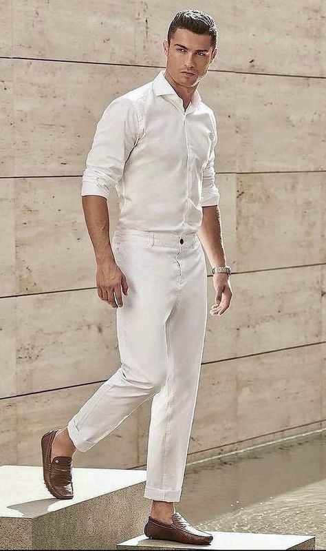 Mens Fashion 2023, Mens Fashion 2022, All White Mens Outfit, Linen Outfits For Men, 2023 Mens Fashion, Outfits For Men Casual, Outfit Ideas Casual Summer, White Christmas Outfit, White Linen Pants Outfit