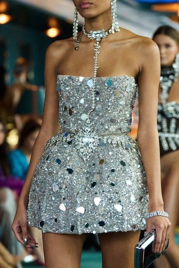 Bronx And Banco, Fall 2023 Ready To Wear, Gala Outfit, 2023 Ready To Wear Collection, 2023 Ready To Wear, Monochrome Fashion, Glam Dresses, Looks Chic, Fashion Design Clothes