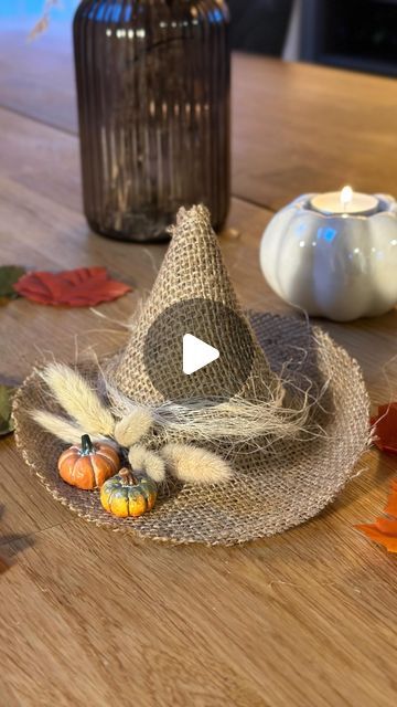 Homemade Scarecrows, Scarecrow Diy, Scarecrow Hat, Diy Witch, Witch Diy, Diy Pumpkin, Instagram Diy, Fall Diy, Scarecrow