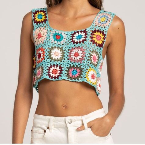 Granny Square Crop Top, Square Crop Top, Top Manga Larga, Low Cut Crop Top, Squared Clothes, Y2k Crochet, Crochet Wearables, Cutout Crop Top, Top Manga