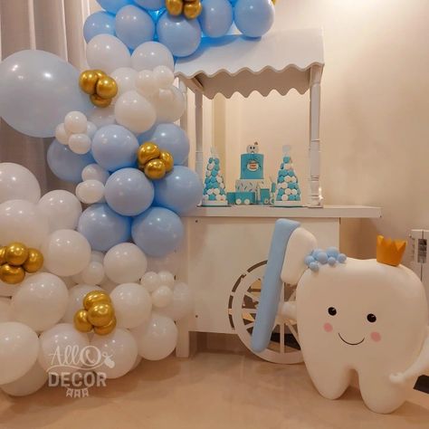 Dentist Theme Party, First Tooth Decoration Ideas, First Tooth Party Decoration, My First Tooth Party, Dental Party, Pediatric Dental Office Design, First Tooth Party, Dental Hygiene Graduation, Dental School Graduation