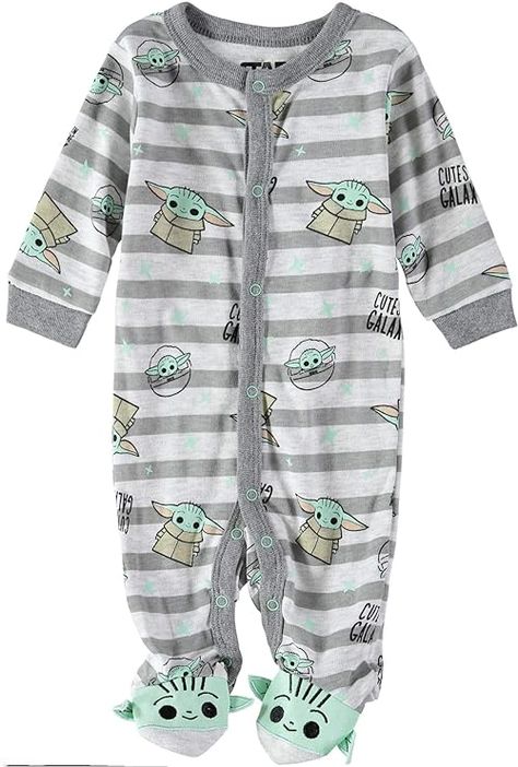 Star Wars Baby Clothes, Happy Threads, Footie Pajamas, Pajama Romper, Baby Sleepers, Star Wars Yoda, Footie Pajama, Newborn Romper