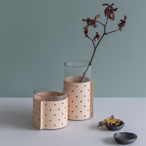 Dot Vase - UNIQKA | MOM | #decorativeitem #decorativepieces #vases #glass #leather Leather Vase, Leather Scrap, Leather Workshop, Handmade Vase, Coffee Photography, Unique Vases, Clay Jewelry Diy, Local Design, Leather Sleeve