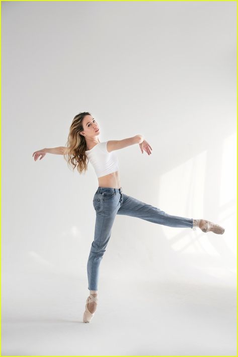 Meet Isabella Boylston, Jennifer Lawrence's 'Red Sparrow' Dance Double, with These 10 Fun Facts (Exclusive) | isabella boylston 10 fun facts 01 - Photos | Just Jared: Celebrity News and Gossip | Entertainment Isabella Boylston, 10 Fun Facts, Red Sparrow, Ballet Pictures, Jake Paul, Ballet Dancer, Just Jared, Jennifer Lawrence, Ballet Dancers