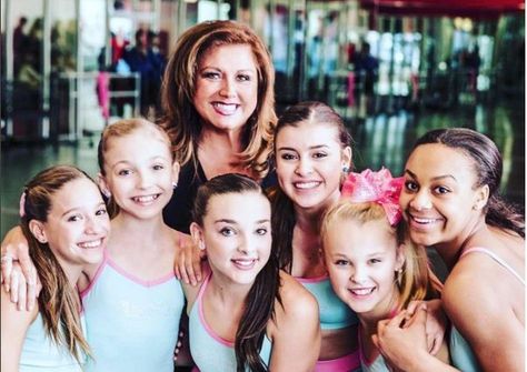 Dance Moms Season 6, Dance Moms Comics, Dance Moms Season, Dance Hip Hop, Dance Moms Cast, Dance Moms Pictures, Dance Moms Funny, Dance Aesthetic, Dance Moms Dancers