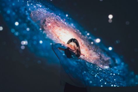 Honest advice from a recovering insomniac. Galaxy Photoshoot, Aesthetic Projector, Photoshoot Space, Astro Photoshoot, Lucid Dreaming Dangers, Lucid Dreaming Tips, Projection Photography, Projector Photography, The Climber