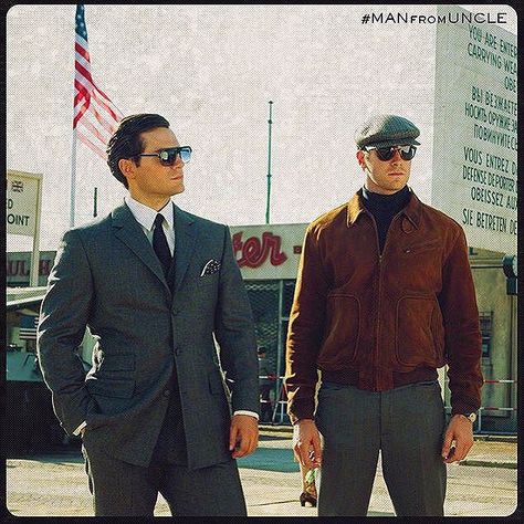 The #ManFromUNCLE rocking the 🇷🇺 box office, 🇬🇧 loving it in @IMAX. Represent! 🇺🇸 http://t.co/1mTfyLfYgq #HenryCavill #Superman #ManofSteel #BatmanvSuperman Man From Uncle, Herren Style, Mens Life, The Man From Uncle, The Labyrinth, Mens Fashion Classy, Suit Style, Men Fashion Casual Outfits, Business Casual Men