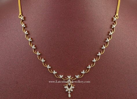 Necklace Diamond Simple, Indian Diamond Necklace, Simple Necklace Designs, Diamond Necklace Indian, Diamond Necklace Simple, Beautiful Diamond Necklace, Indian Designs, Gold Necklace Indian, Gold Jewelry Simple Necklace