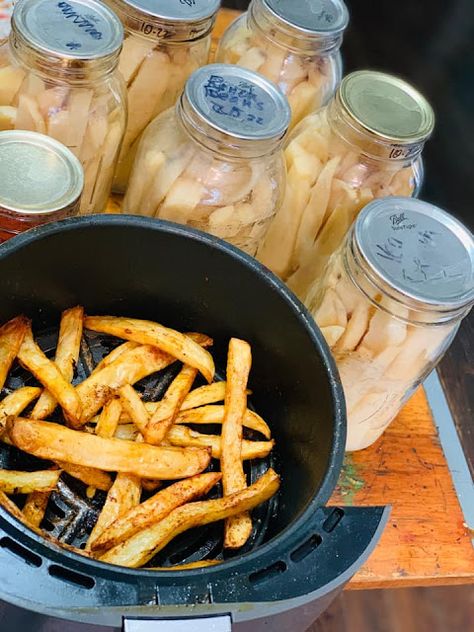 Water Bath Canned Potatoes, Canning Potatoes For French Fries, How To Can Potatoes In A Water Bath, Canning Potatoes Water Bath, Canning French Fries, Dry Canning, Canning Potatoes, Canned Potatoes, French Fried Potatoes