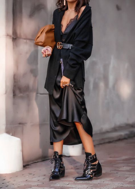 Slip Dress Outfit Night, Black Slip Dress Outfit, Silk Dresses Outfit, Leather Dress Outfit, Slip Dress Outfit, Outfits Edgy, Perfect Date Night, The Perfect Date, Winter Dress Outfits