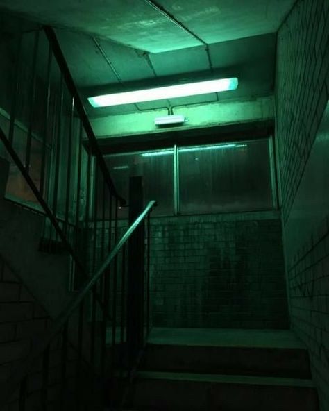 Dark Hallway, Dark Green Aesthetic, Liminal Space, Liminal Spaces, Green Aesthetic, Green Light, Dark Aesthetic, Cyberpunk, Dark Green