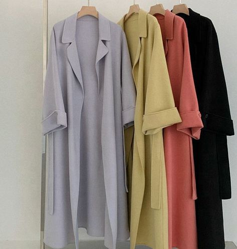 Kimono Hijab, Muslimah Fashion Casual, Fashion Dresses Formal, Mode Kimono, Modesty Outfits, Classy Winter Outfits, Beautiful Casual Dresses, Muslim Fashion Hijab Outfits, Fashion Sketches Dresses