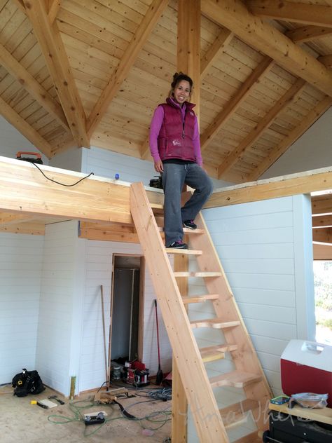 Diy Attic Ladder, Diy Loft Ladder, White Tiny House, Loft Ladder Ideas, Loft Stairs Ideas, Space Saving Staircase, Ladder Stairs, Stair Ladder, Attic Ladder