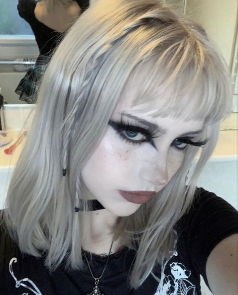 Ig Edit, Blonde Goth, Futuristic Makeup, Punk Makeup, Goth Hair, Alt Makeup, Alternative Makeup, Goth Makeup, Gothic Makeup