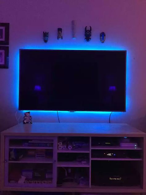 Lights Behind Tv, Hue Light, Led Room Lighting, Led Room, Hue Lights, Led Lighting Bedroom, Neon Room, Dekorasi Kamar Tidur, Lighting Bedroom