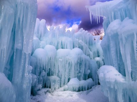 loon ice castles Frozen Backdrop, Ice Berg, Ice Photography, Photoshoot Backdrops, Fabric Photography, Ice Castles, Photo Booth Backdrop, Photo Backdrop, Background For Photography