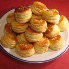 Cheese Biscuits Recipe, Pork Crackling, Hungarian Cuisine, Table D Hote, Sweet Paprika, Cheese Biscuits, Biscuits Recipe, Caraway Seeds, Hungarian Recipes