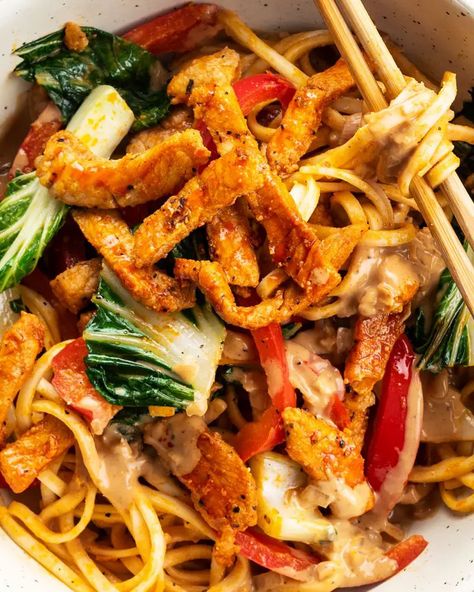 Thai Curry, Chopsticks, Pad Thai, Cairo, Diner, Noodles, Good Food, Food And Drink, Pasta