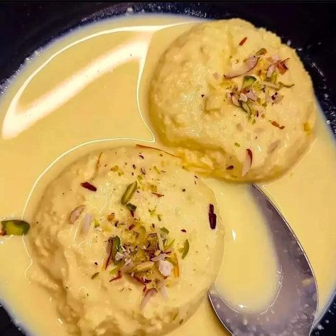 Ras Malai, Eating Food Funny, Pani Puri, Girls Wallpaper, Snapchat Story, Delicacy Food, Vegetarian Snacks, Food Vids, Jai Shree Krishna