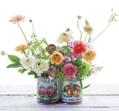 B ℓ o o m i n g . G o r g e o u s Ranunculus Bouquet, Flower Food, In Sign, Tin Can, Beautiful Blooms, Cut Flowers, Love Flowers, My Flower, Flower Shop