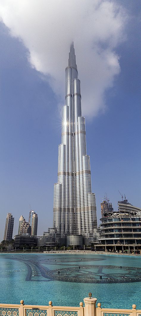 Dubai : majestic Burj Khalifa Scary Clowns, Light Works, Burj Khalifa, Middle East, Skyscraper, Dubai, Places To Visit, Tower, India