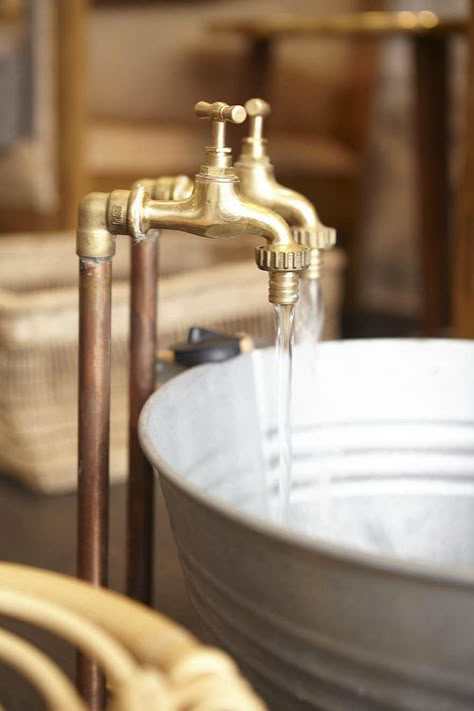 Copper Taps Bathroom, Rustic Taps, Copper Taps Kitchen, Copper Pipe Taps, Tap Ideas, Copper Bathroom Fixtures, Wash Basin Design, Exposed Plumbing, Wash Basin Cabinet