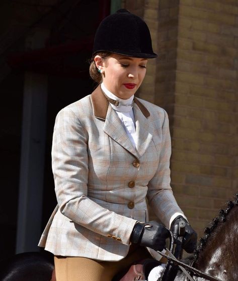 Equestrian Style Outfit, Hunt Seat, Hunt Coat, Horse Show Clothes, Equestrian Chic, Equestrian Fashion, Horse Equipment, Equestrian Outfits, Riding Outfit